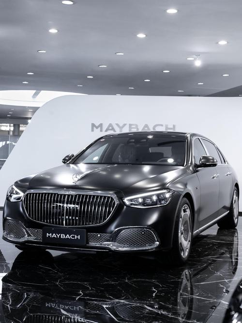 重庆323岚图汽车的售后服务让用户无忧出行，迈巴赫未来的豪华车趋势